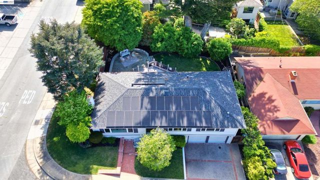 3740 Sky Ct, San Mateo, CA 94403