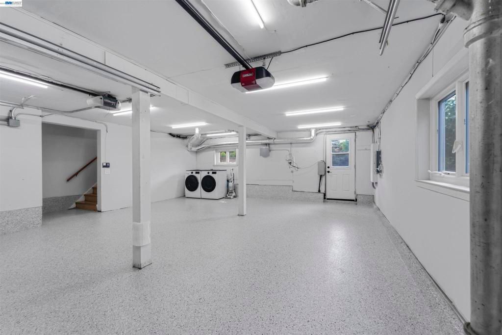 Image 49 of property listing at 3740 Sky Ct, San Mateo, CA 94403