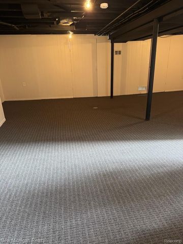 23730 Lakewood Street, St. Clair Shores, MI 48082