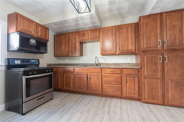 29 Marlborough Avenue 2, Providence, RI 02907