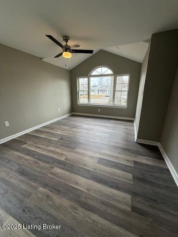 5328 Devers Ave, Louisville, KY 40214