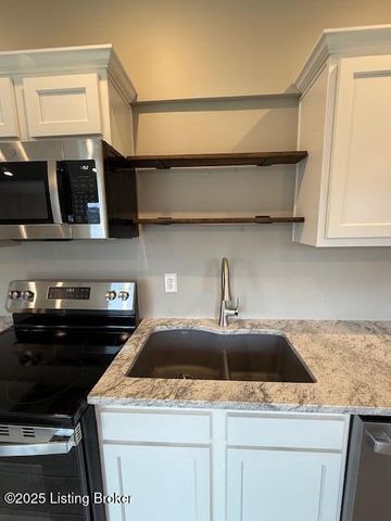 5328 Devers Ave, Louisville, KY 40214