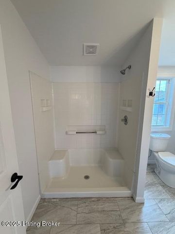 5328 Devers Ave, Louisville, KY 40214