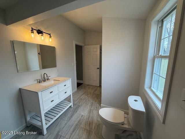 5328 Devers Ave, Louisville, KY 40214