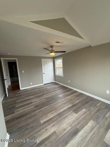 5328 Devers Ave, Louisville, KY 40214