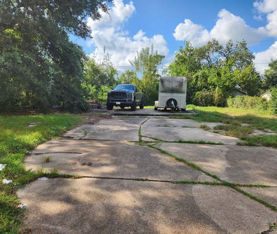 7414 Marilyn Lane, Houston, TX 77016