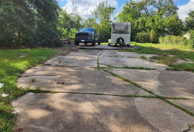 7414 Marilyn Lane, Houston, TX 77016