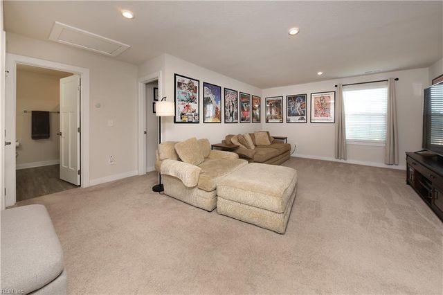410 Green Lake RD, Moyock, NC 27958