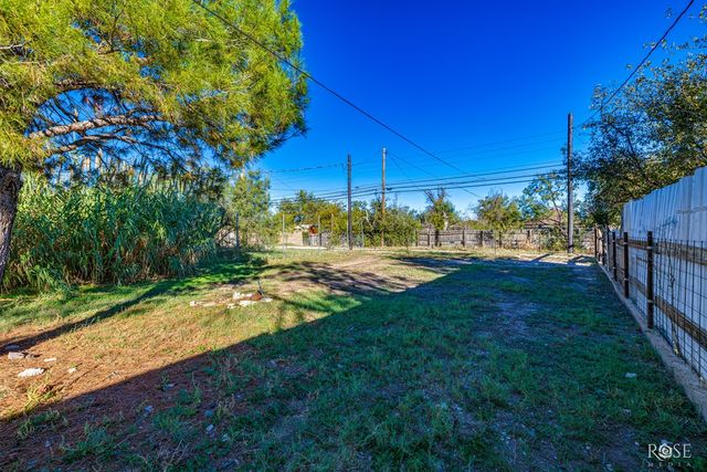 618 Pulliam St, San Angelo, TX 76903