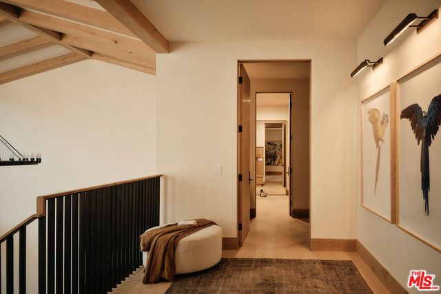 12114 Inavale Place, Los Angeles, CA 90049