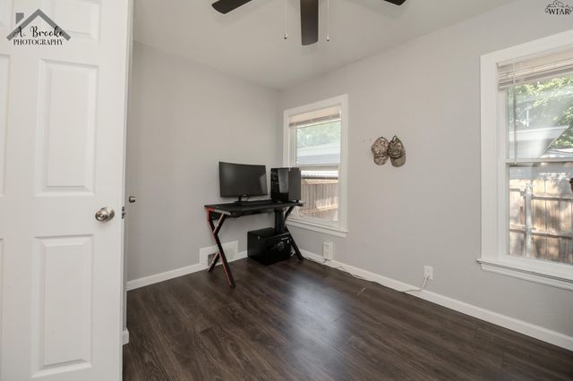 1659 SPEEDWAY AVENUE, Wichita Falls, TX 76301