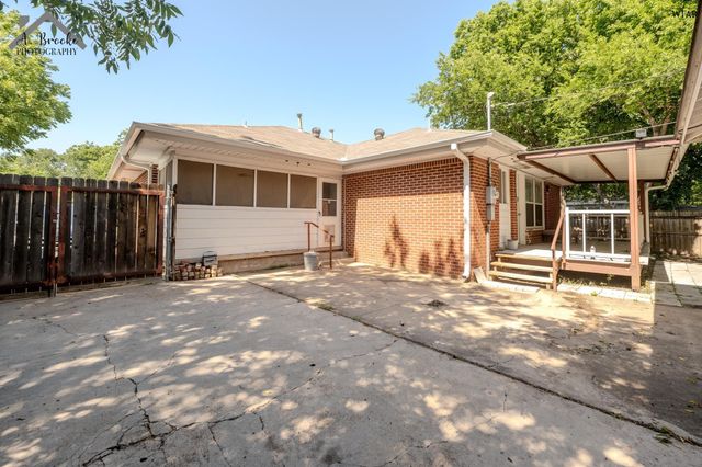 1659 SPEEDWAY AVENUE, Wichita Falls, TX 76301