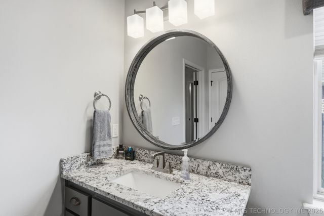 2114 W 117th Place S, Jenks, OK 74037
