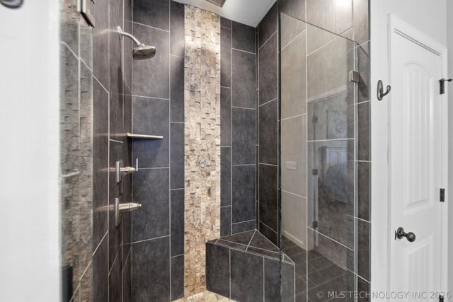 2114 W 117th Place S, Jenks, OK 74037