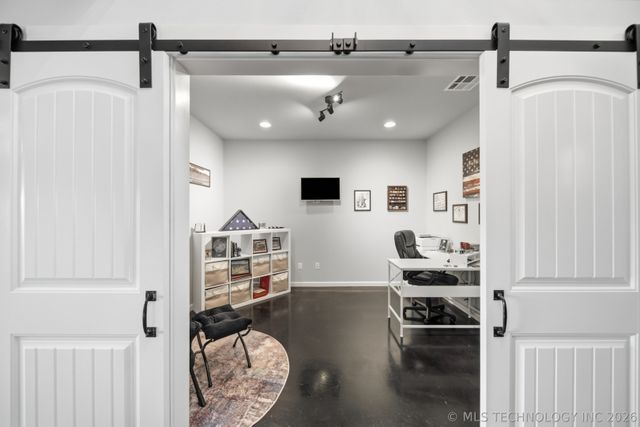2114 W 117th Place S, Jenks, OK 74037