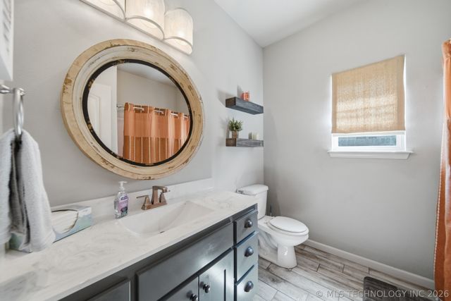 2114 W 117th Place S, Jenks, OK 74037
