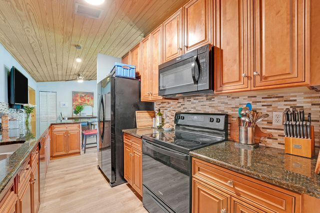 18020 46th Court N, The Acreage, FL 33470