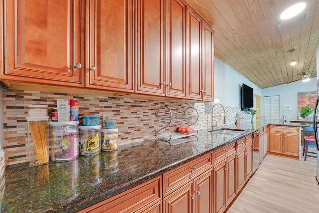 18020 46th Court N, The Acreage, FL 33470
