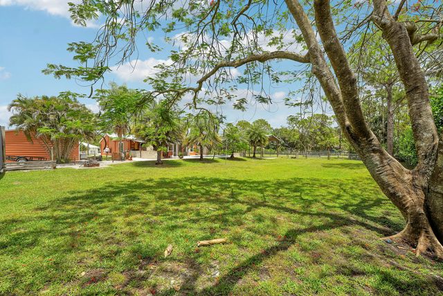 18020 46th Court N, The Acreage, FL 33470