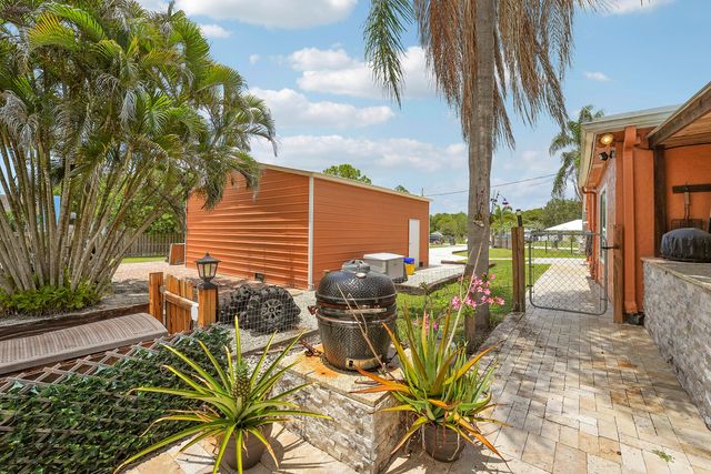 18020 46th Court N, The Acreage, FL 33470