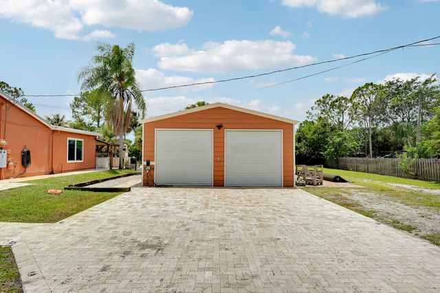 18020 46th Court N, The Acreage, FL 33470