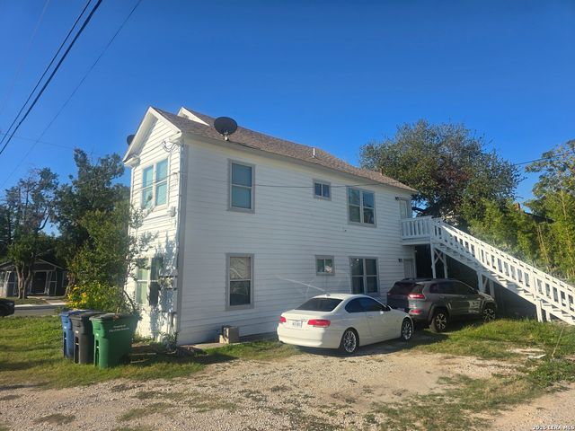 803 W LULLWOOD AVE, San Antonio, TX 78212