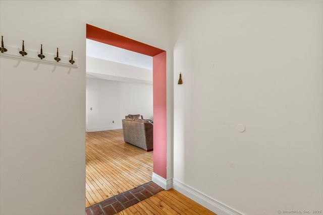 196 Crown Street 310, New Haven, CT 06511