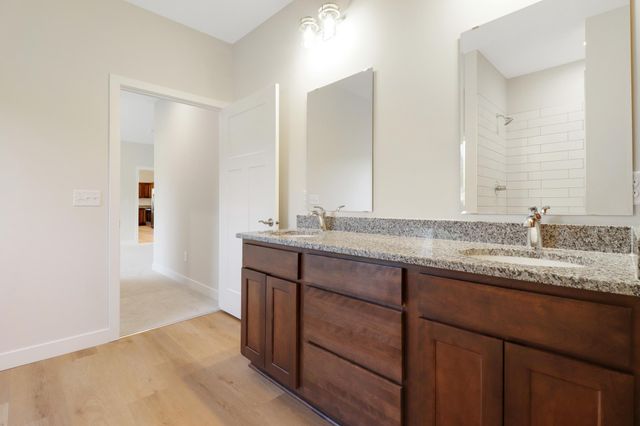 31079 Magnolia Ridge Way, Lindstrom, MN 55045