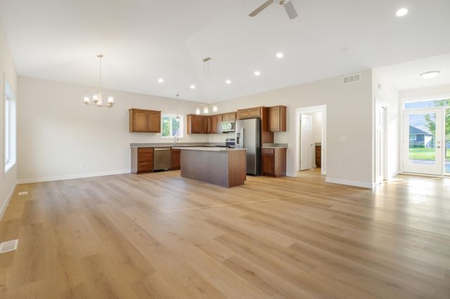 31079 Magnolia Ridge Way, Lindstrom, MN 55045