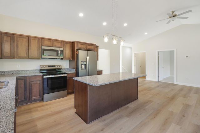 31079 Magnolia Ridge Way, Lindstrom, MN 55045