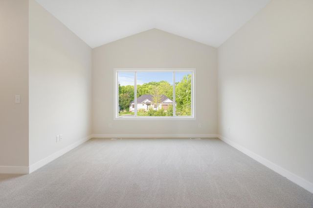 31079 Magnolia Ridge Way, Lindstrom, MN 55045