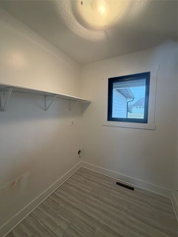 2107 SW Tanglewood Lane, Ankeny, IA 50023