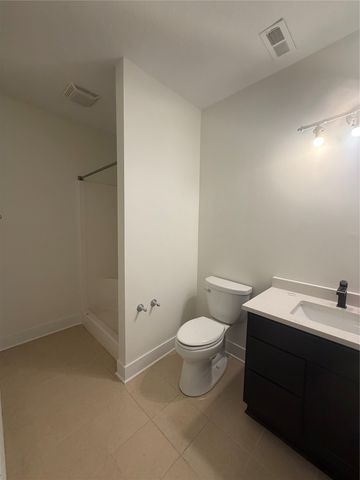 2107 SW Tanglewood Lane, Ankeny, IA 50023