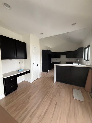 2107 SW Tanglewood Lane, Ankeny, IA 50023