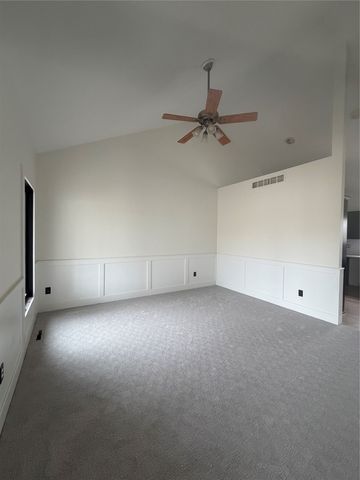 2107 SW Tanglewood Lane, Ankeny, IA 50023