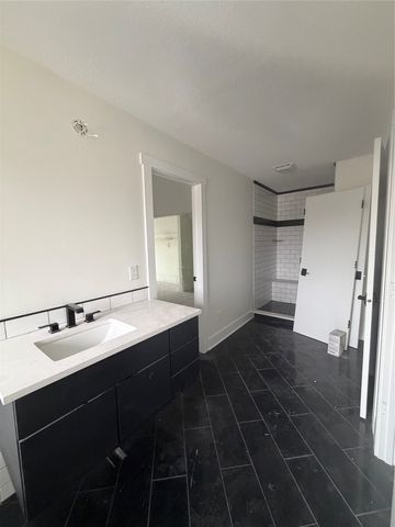 2107 SW Tanglewood Lane, Ankeny, IA 50023