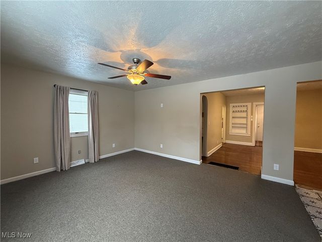 520 Washington Avenue, Niles, OH 44446