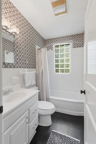 5621 Knob Rd, Nashville, TN 37209