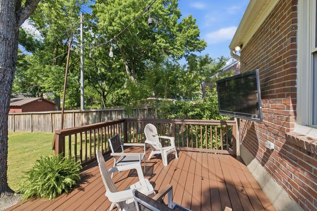 5621 Knob Rd, Nashville, TN 37209