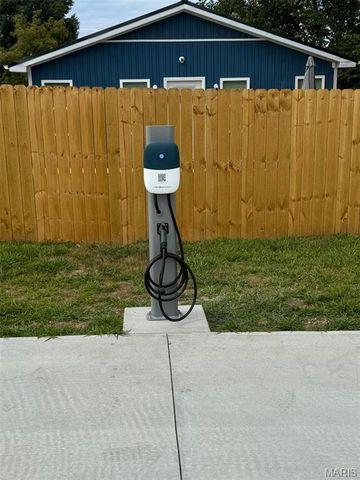 207 Home Avenue, St James, MO 65559