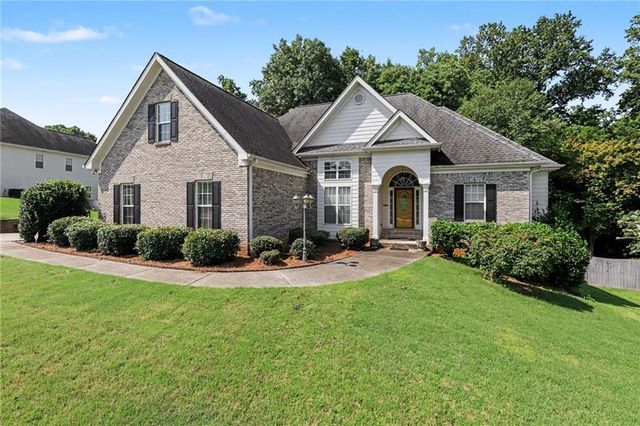 1264 Harvest Lane, Hoschton, GA 30548