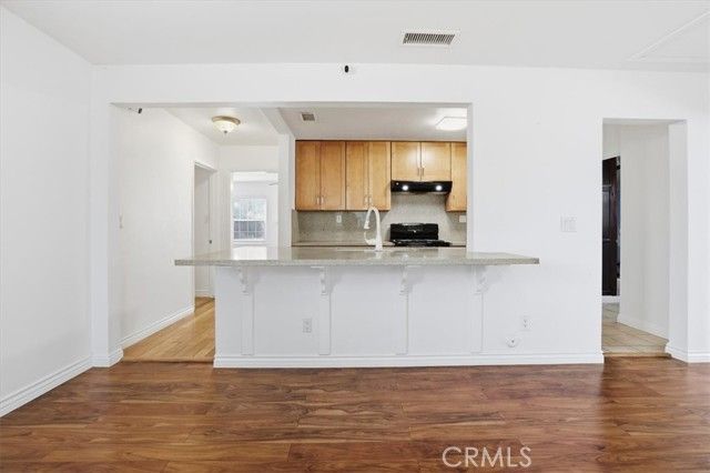 5111 Arlington Avenue, Riverside, CA 92504