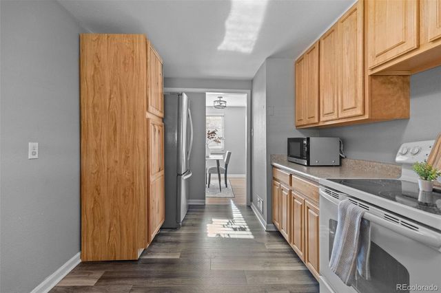 817 Fulton Street, Aurora, CO 80010