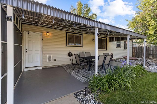 817 Fulton Street, Aurora, CO 80010