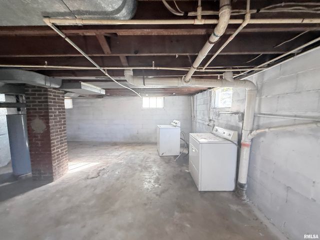 331 N 4TH Street, Mt Vernon, IL 62864