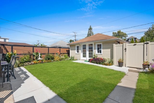 2637 N 73rd Court, Elmwood Park, IL 60707