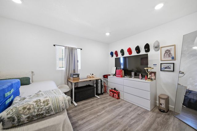 1935 E 13th St, Stockton, CA 95206