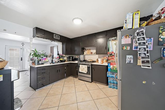 1935 E 13th St, Stockton, CA 95206