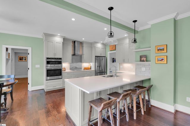 212 Sun Garden Court, Greenville, SC 29615