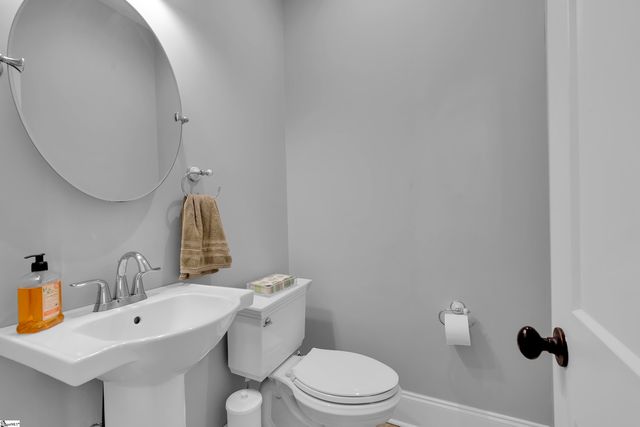 212 Sun Garden Court, Greenville, SC 29615